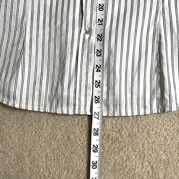 Zara Basic long sleeve blouse. White with grey and silver pinstripes. - Picture 5 of 10